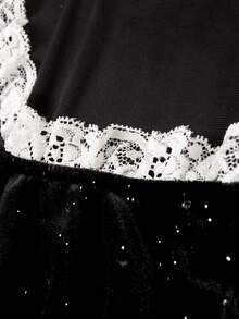 GlowEve CURVE Top elegante con ribete de encaje para mujer de talla grande - Blanco y Negro - Ver 7