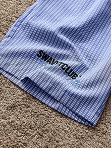 Manfinity VCAY شورت كاجوال مطاطي الخصر مزين بطباعة الخطوط للرجال