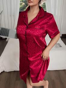 SHEIN Plus Size Leopard Jacquard Faux Silk Robe - Red - View 4