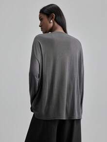 Ontre Women's Casual Solid Color Bow Decor Loose Long Sleeve Top T-Shirt, Suitable For Urban Commute, Business Casual, Office Wear, Teacher Outfit, Wedding Guest Attire, Elegant Basic Outerwear Gray Top Athleisure Wear Oversized Sweatshirt Woman Grey Tops For Women Baggy Shirts For Women Low-Key And Durable Basic Style, All-Match And Suitable For Everyone, Street Fashion Wear, Coffee Shop Wear, Relaxed Wear All-Season