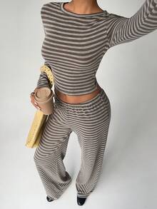 Aloruh 女士休闲家居睡衣套装，包括条纹圆领长袖 T 恤和宽松直筒条纹裤，适合日常穿着、运动、秋冬季 - 咖啡棕 - 查看 3