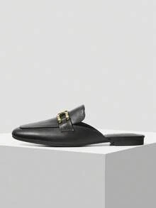 MOTF PREMIUM 休闲舒适的金属细节平底鞋，适合圣诞节、秋季新年假期、情人节 - 黑色 - 查看 3