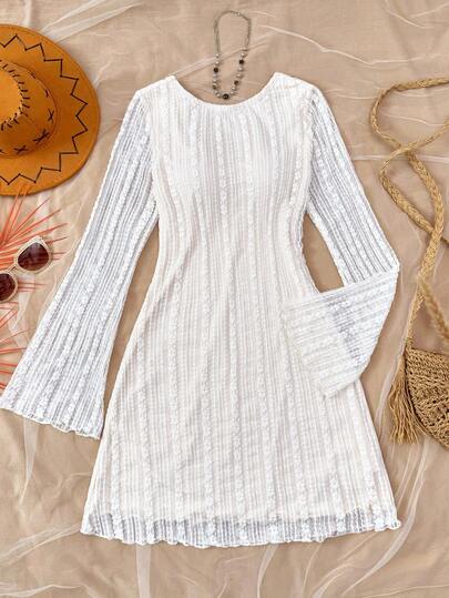 适合少女的米色蕾丝优雅时尚通勤连衣裙，适合派对、度假、返校、约会、婚礼和生日，修身蕾丝长袖迷你连衣裙