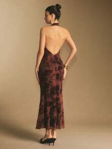 Poéselle 女式花卉印花修身鱼尾下摆优雅挂脖中长连衣裙 - 棕色 - 查看 7