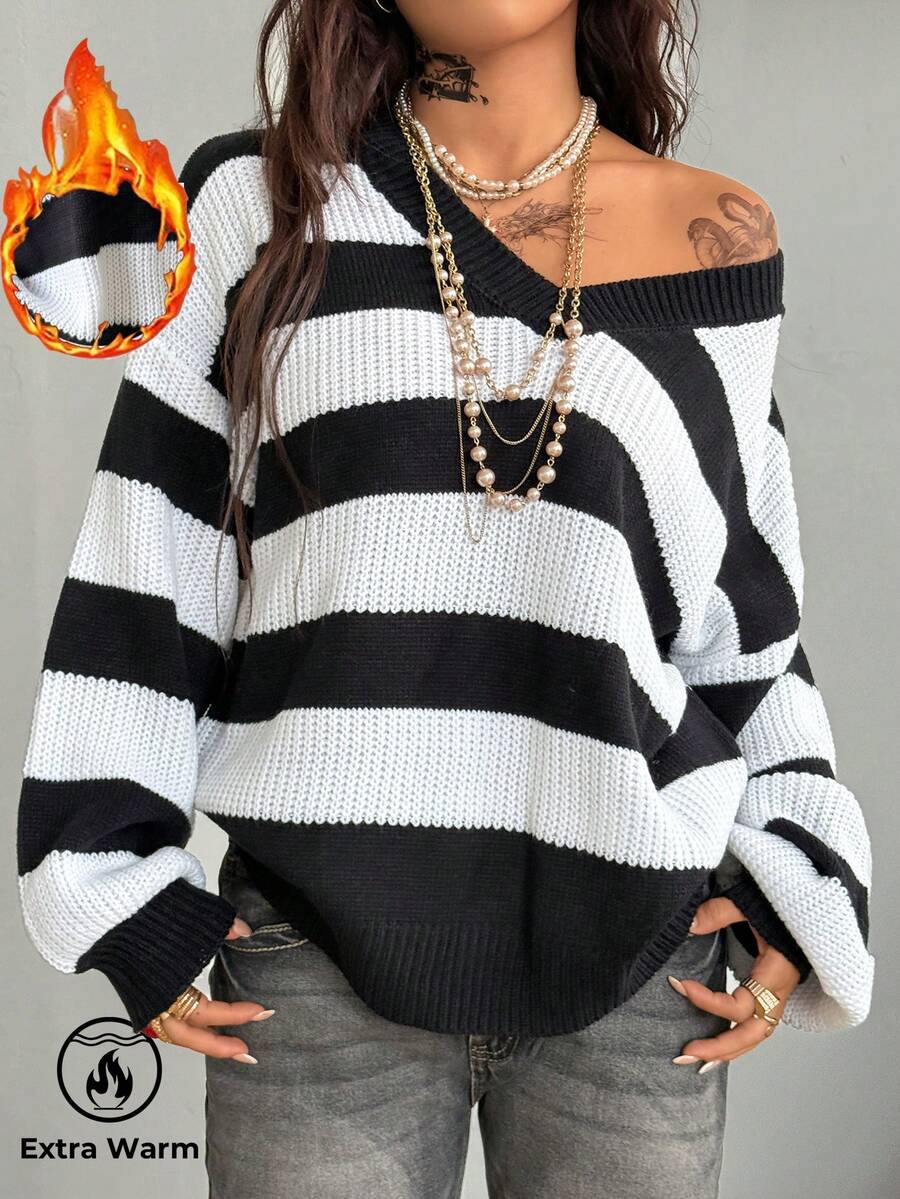 Coolane Women's Fall/Winter Streetwear Going Out Vintage Basic Warm Striped Graphics V-Neck Loose Black And White Chunky Sweater - Black and White - View 1