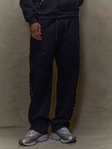 Musero 男士铆钉装饰直筒运动裤（仅限下装）春夏款 - 黑色 - 查看 3