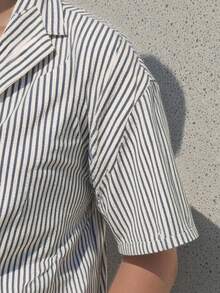 Manfinity Dauomo Camisa de verano casual de hombre de manga corta con botones y rayas - Azul y blanco - Ver 4