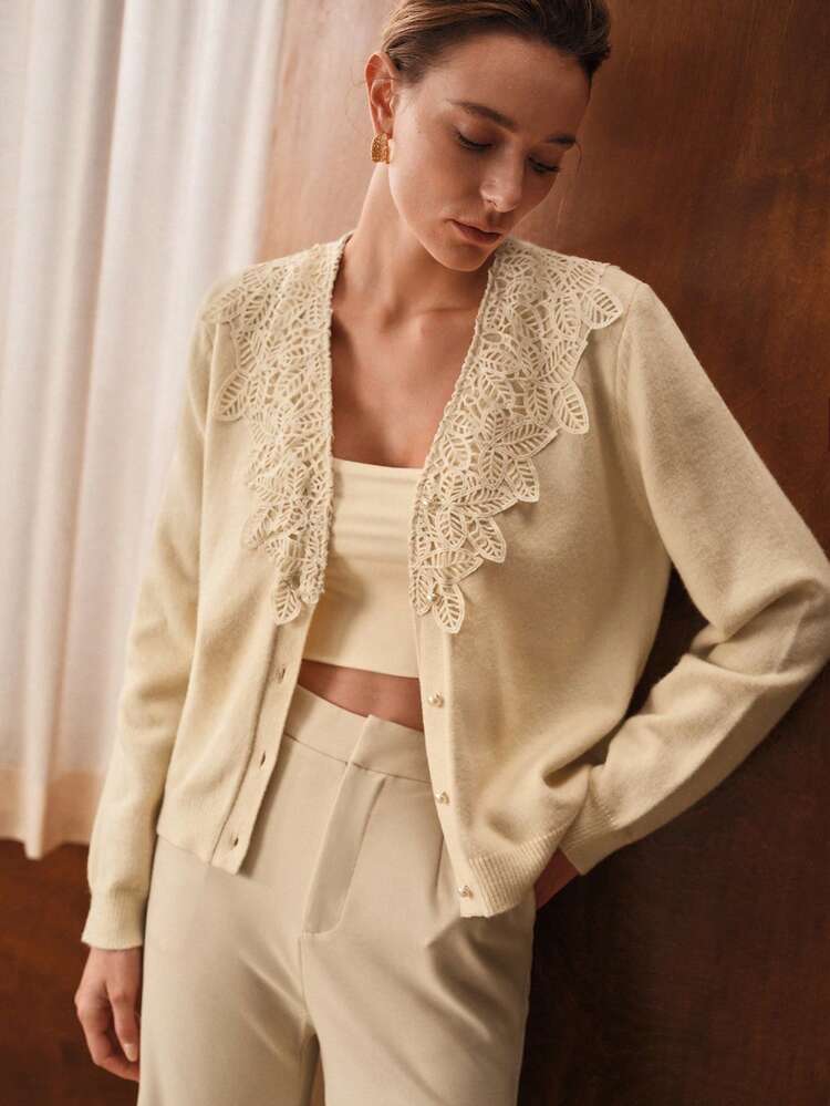 SOLID GUIPURE LACE PANEL FAUX PEARLS PLACKET CARDIGAN