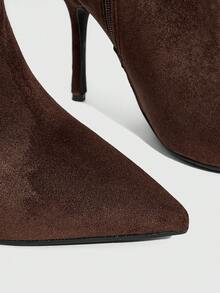 CUCCOO SZL 女士时尚尖头褶皱过膝长靴，细高跟，适合约会和派对 - 棕色 - 查看 11