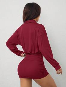 SHEIN PETITE Abito aderente elegante e sexy da donna in bordeaux autunnale, con collo alto, spalle scese e arricciature, vestibilità slim, collo a tartaruga, rosso, per Natale, Capodanno, appuntamenti, serate fuori e club - Bordò - Visualizzare 2