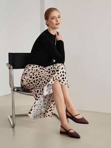 MOTF PREMIUM 女士时尚尖头平底一脚蹬鞋，适合秋冬新年假期、情人节