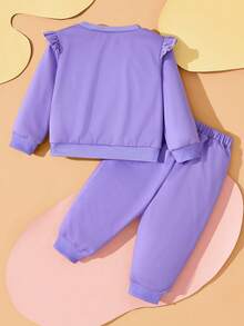 CoComelon X SHEIN 2pcs/Set Baby Girl Cute Cartoon & Letter Graphic Round Neck Ruffle Sleeve Sweatshirt And Sweatpants Knit Casual Sports Outfit, Purple