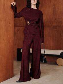 Uhlyne 女士秋季极简主义不对称圆领开衩长袖T恤上衣 - 宽松垂褶口袋阔腿裤休闲通勤套装 - 酒紅色 - 查看 7