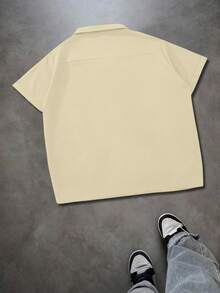 Manfinity Hypemode Young Men's Casual Short Sleeve Shirt, Pocket Design, Loose Fit, Fashionable & Versatile, Suitable For Commuting, Outdoor Activities, College, Holiday Gift