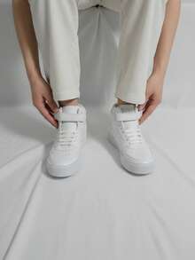 Tenis para hombre de piel sintética transpirable corte alto con punta redonda, agujeta, suela gruesa estilo urbano para diario y moda - Blanco - Ver 2