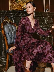 Anewsta Women's Velvet Burnout Vintage Elegant Long Dress, Suitable For Winter, Fall, Christmas, New Year, Spring, Party, Wedding, Elegant, Chic, Stylish, Christmas, Business Casual - Burgundy - View 4