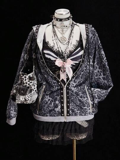 Sunspun 大码时尚暗黑朋克风格铆钉装饰连帽长袖运动衫夹克