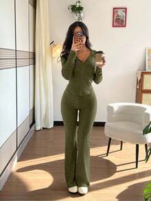 SHEIN PETITE 2 件套女式休闲连帽运动衫，带口袋和罗纹喇叭裤，百搭秋冬装 - 軍綠色 - 查看 3