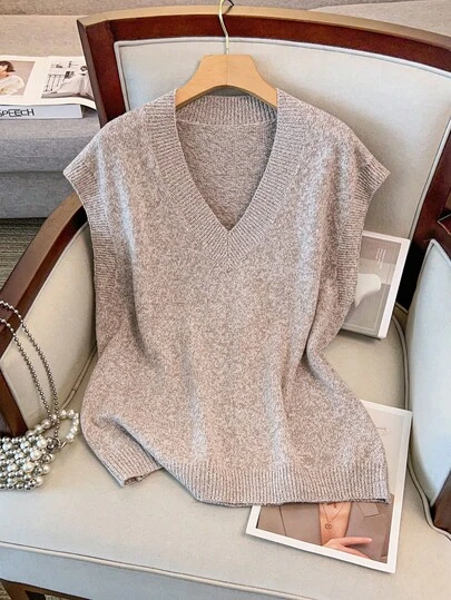 GlowEve CURVE Plus Size Women New Winter Minimalist Fashion Sweater Vest