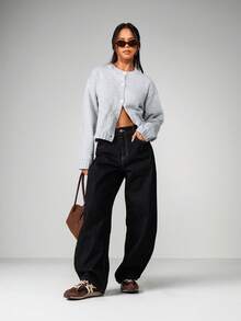 MISSGUIDED Crew Neck Button Up Cardigan Sweater With Ribbed Trim For Casual Fall Winter Layering - Grey - View 3