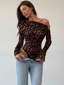 Aloruh Black Sophisticated Modern One Shoulder Long Sleeve Twist Metal Decor Bodysuit For Women