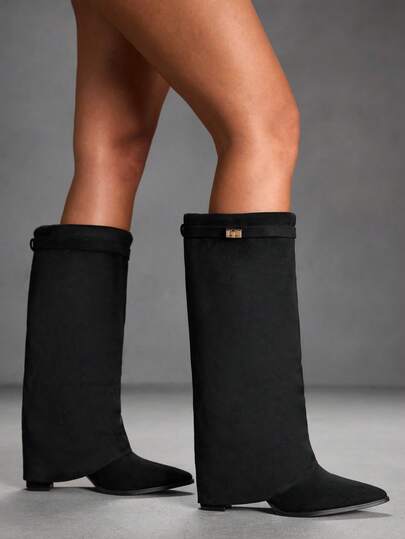 CUCCOO SZL Damstövlar med spetsig tå, grov klack i mocka och fransar, smal passform, höga stövlar