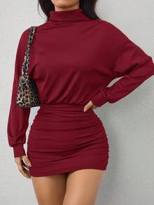 SHEIN PETITE Abito aderente elegante e sexy da donna in bordeaux autunnale, con collo alto, spalle scese e arricciature, vestibilità slim, collo a tartaruga, rosso, per Natale, Capodanno, appuntamenti, serate fuori e club - Bordò - Visualizzare 7