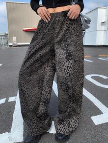 DAZY Women's Elastic Waist Leopard Print Cargo Jeans Y2k - Brown - View 1