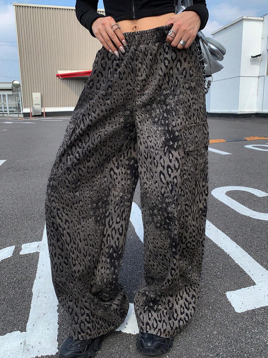 DAZY Women's Elastic Waist Leopard Print Cargo Jeans Y2k - Brown - View 1