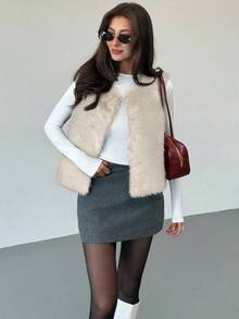 Aloruh 无袖基本款外套，秋冬优雅时尚人造皮草大衣 - 卡其色 - 查看 4