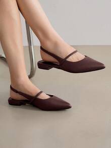 MOTF PREMIUM 女士时尚尖头平底一脚蹬鞋，适合秋冬新年假期、情人节