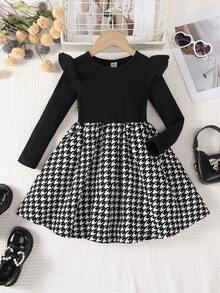 SHEIN Rochie elegantă și casual pentru fete, cu mânecă lungă, decolteu rotund, talie strânsă, linie A și mânecă scurtă drăguță cu flori, cu model în carouri, nou-venită toamnă-iarnă, fete tinere, ținute zilnice, școală, toamnă-iarnă, asortare cămașă albă, sezonul înapoi la școală.