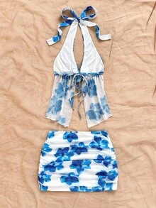 SHEIN x Eduarda Gutierrez Soleia 女式度假花卉印花针织网眼吊带蝴蝶结露背交叉仿花装饰吊带上衣和褶饰迷你裙套装，适合海滩、波西米亚风、度假 - 藍白色 - 查看 2