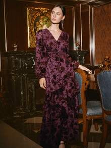 Anewsta Women's Velvet Burnout Vintage Elegant Long Dress, Suitable For Winter, Fall, Christmas, New Year, Spring, Party, Wedding, Elegant, Chic, Stylish, Christmas, Business Casual - Burgundy - View 2
