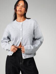 MISSGUIDED Crew Neck Button Up Cardigan Sweater With Ribbed Trim For Casual Fall Winter Layering - Grey - View 4