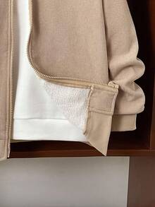 SHEIN 男童灯芯绒保暖内衬拉链棒球夹克，可搭配万圣节连帽衫、秋季卫衣、万圣节长袖衬衫、男童毛衣、男童连帽衫、衬衫、男童运动裤、男童长裤，适合通勤、上学、休闲、大学、运动、秋冬季穿着。 - 卡其色 - 查看 3