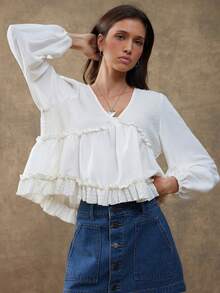 WESTFADE High Waist Button Front Utility Pocket Fitted Cotton Blend Denim Mini Skirt Fall, Autumn, Winter, Casual Cute, Country, Boho - Medium Wash - View 3