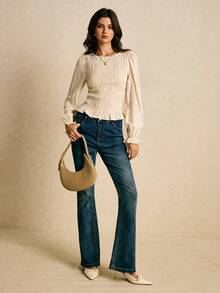 Poéselle Áo thun nữ cổ tròn tay dài xếp ly màu trơn thường ngày - Màu be - Xem 4