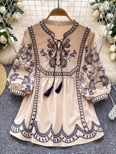 DreamSkyne 大码女式波西米亚花卉印花休闲度假海滩裹身流苏 V 领短袖衬衫，春夏