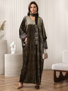 Al Najma 优雅宽松天鹅绒刺绣拼布袖长款束腰外衣 - 綠色 - 查看 5