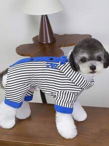 PETSIN جمبسوت سميكة مريحة للحيوانات الأليفة - بيجامات من الفليس الناعم ذات أربع أرجل للكلاب والقطط الصغيرة، ملابس دافئة للخريف/الشتاء للعب والاسترخاء - أبيض وأسود - مشاهدة 3