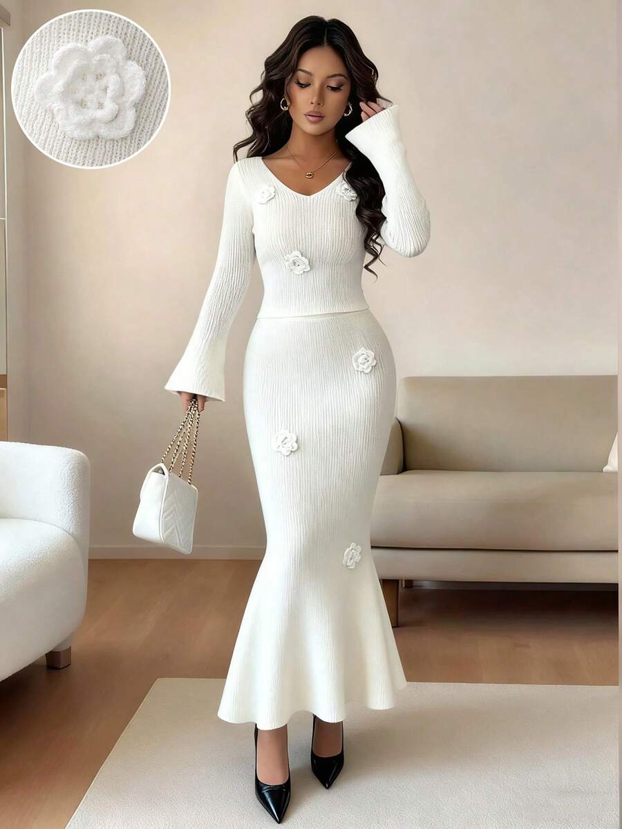 Rafferiza Bộ 2 món áo thun cổ chữ V ôm sát họa tiết hoa thanh lịch và chân váy đuôi cá cạp chun co giãn cho nữ - Màu be - Xem 1