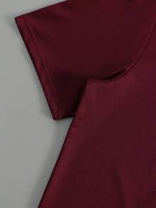 Manfinity LEGND 男士夏季休闲几何印花 T 恤 - 酒紅色 - 查看 3