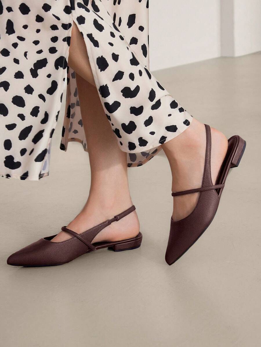 MOTF PREMIUM 女士时尚尖头平底一脚蹬鞋，适合秋冬新年假期、情人节