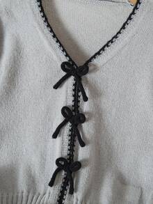 Tween Mädchen Strickjacke mit V-Ausschnitt, grau, mit Schleifen-Dekor, Langarm, kurzer Strickpullover, weich & bequem, geeignet für Frühling, Herbst, Winter, Alltag, Ausflüge, Reisen, Urlaub, Zuhause, Kinderbetreuung, Kinderspiel