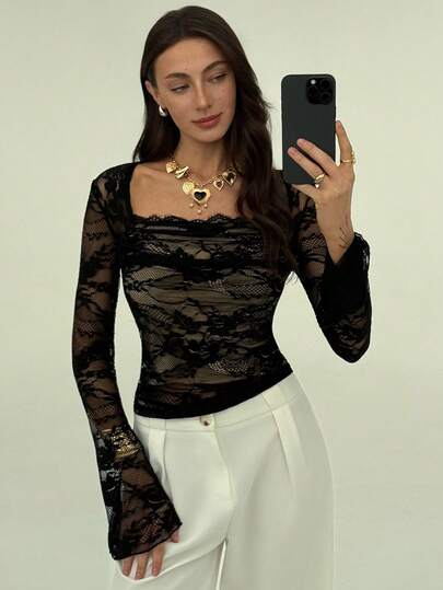 Aloruh Women's Autumn Clothing Floral Lace Square Neck Long Sleeves Trumpet Sleeves Elegant T-Shirt, Suitable For Autumn And Winter Wear Date Out