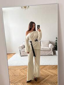 Aloruh Bộ áo sơ mi dài tay lệch vai đơn giản + quần dài - Màu Khaki - Xem 7