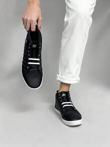 Men Tennis & Racquet Sport Shoes - Black - View 1