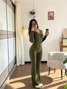 SHEIN PETITE 2 件套女式休闲连帽运动衫，带口袋和罗纹喇叭裤，百搭秋冬装 - 軍綠色 - 查看 4