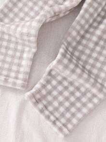 SHEIN 2pcs Girls Plush Plaid Long Sleeve Top And Pants Casual Comfortable Soft Pajama Set Girls Lounge Set Kids Pajama Set Girls Comfy Set Sleep Wear Set Pajamas Set Two Piece - Light Grey - View 4